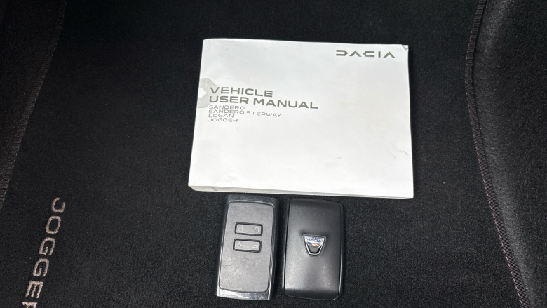 Dacia Jogger 1.0 TCe Extreme SE 5dr Petrol Estate